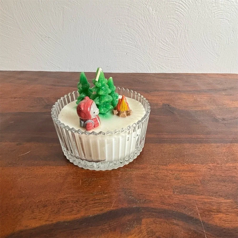 Urban Outfitters Fir Balsam + Mint Holiday Scene‎ Ribbed Jar Candle 4in